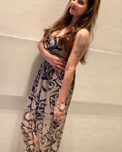 Gangolihat Escort